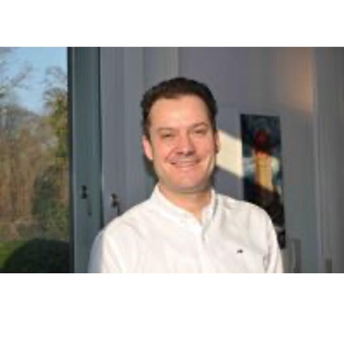 Bilder Herr Dr. med. Frank Towae