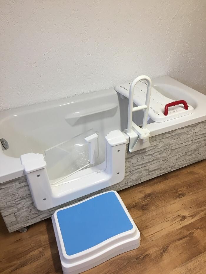 Bilder Wanne in Wanne Technik Wannentür-Technik