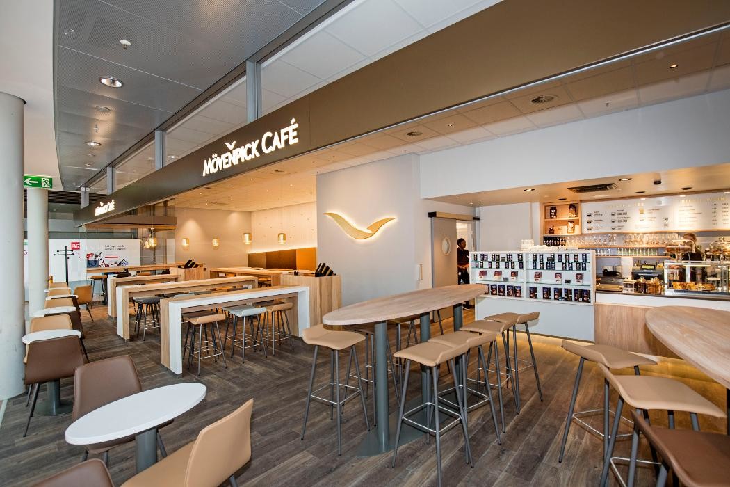 Bilder Mövenpick Café Hamburg Airport