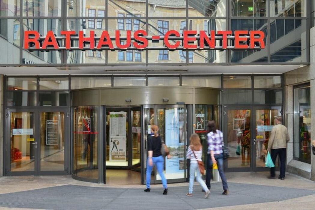 Bilder Rathaus Center Dessau