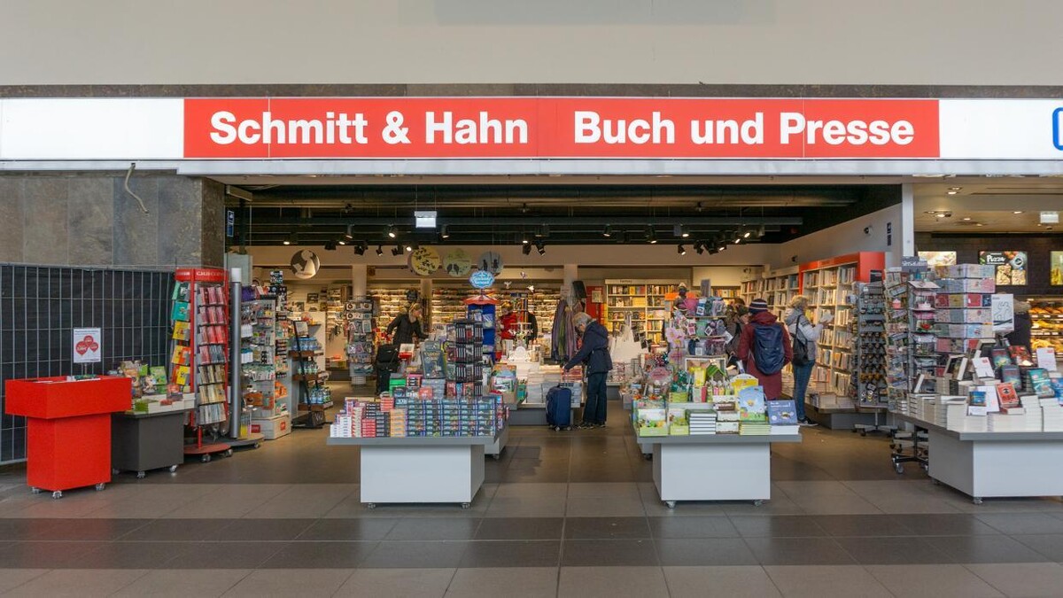 Bilder Schmitt & Hahn Buch und Presse im Bahnhof Würzburg