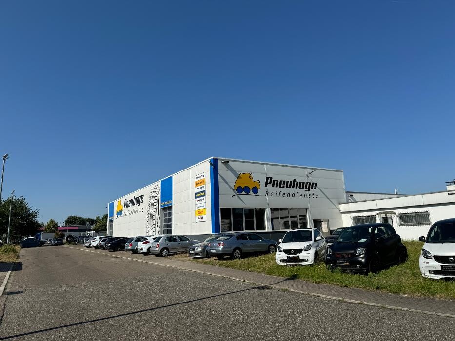 Bilder Pneuhage Reifen und Autoservice