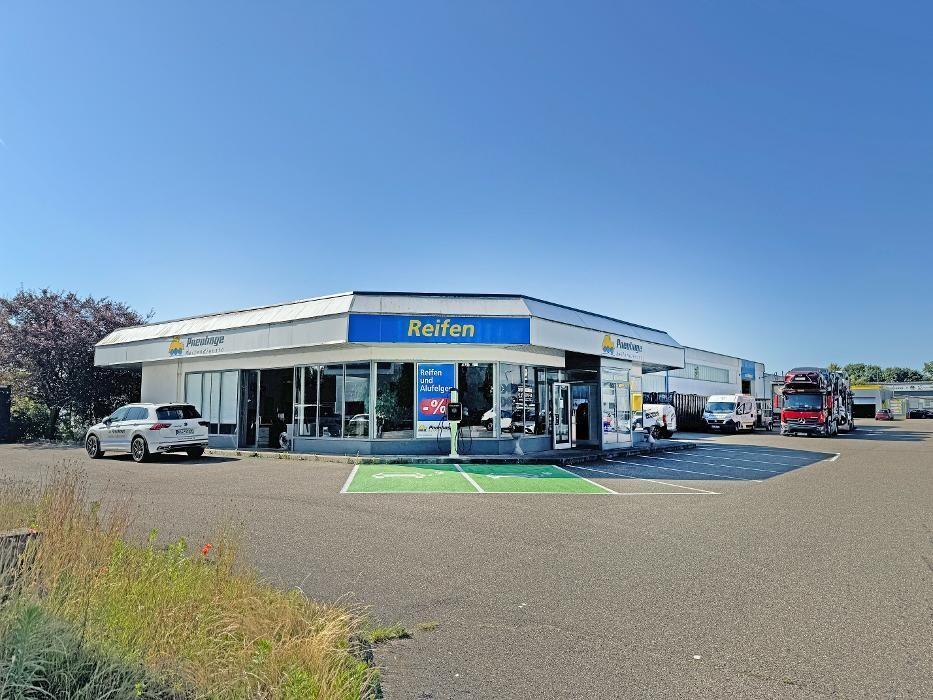 Bilder Pneuhage Reifen und Autoservice