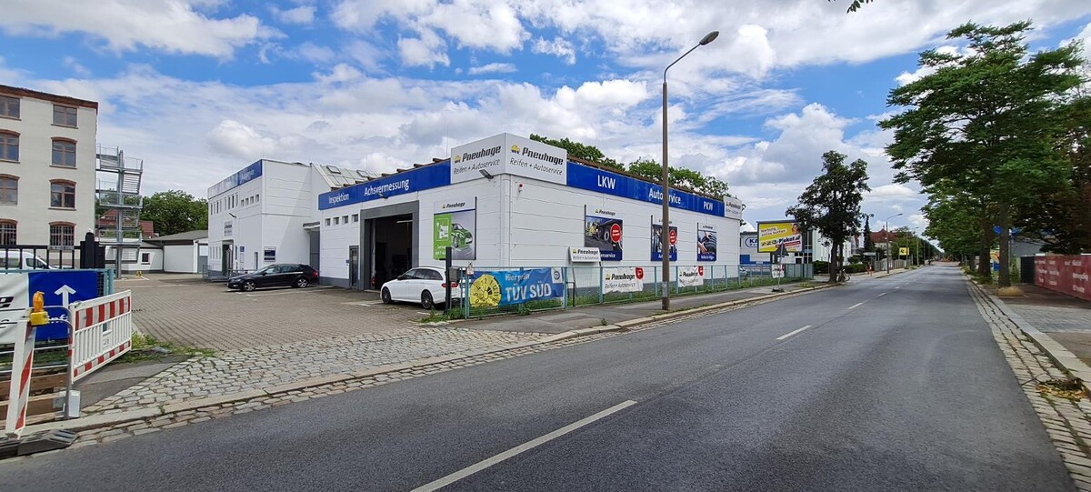 Bilder Pneuhage Reifen und Autoservice