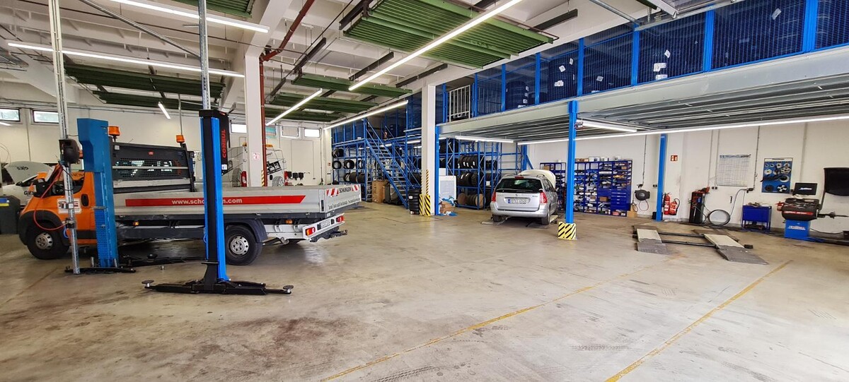 Bilder Pneuhage Reifen und Autoservice