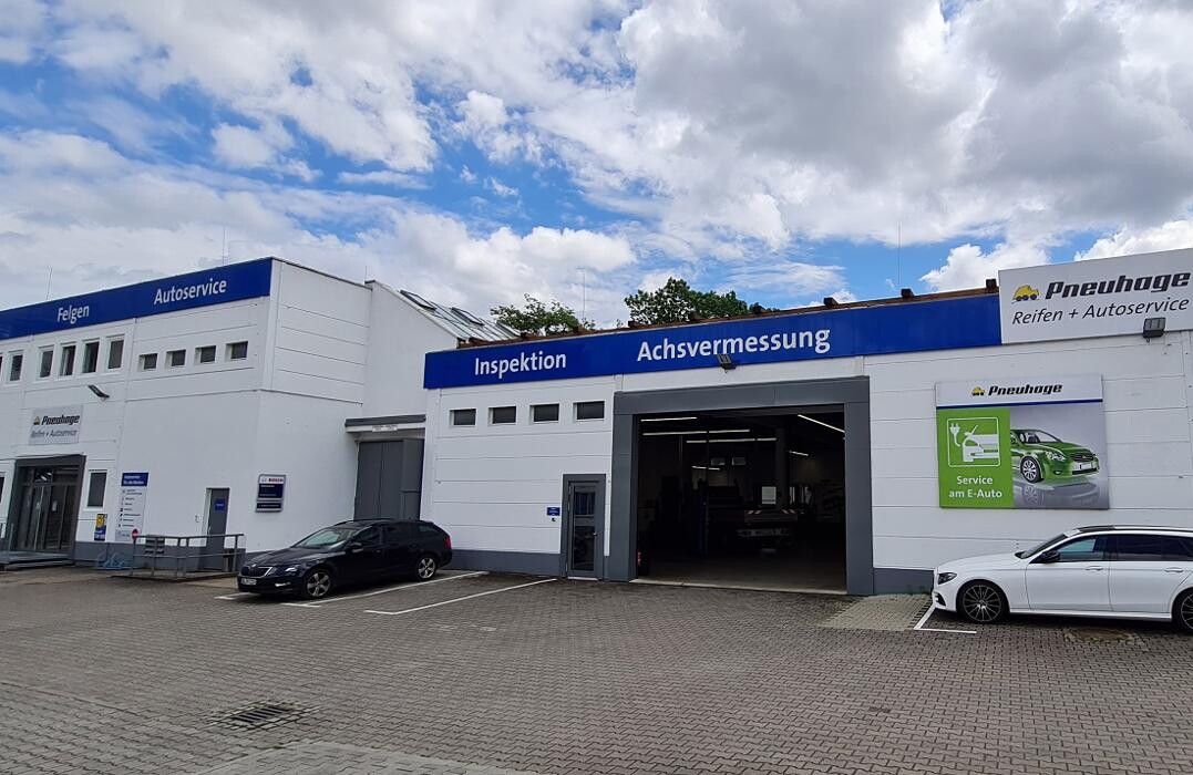 Bilder Pneuhage Reifen und Autoservice
