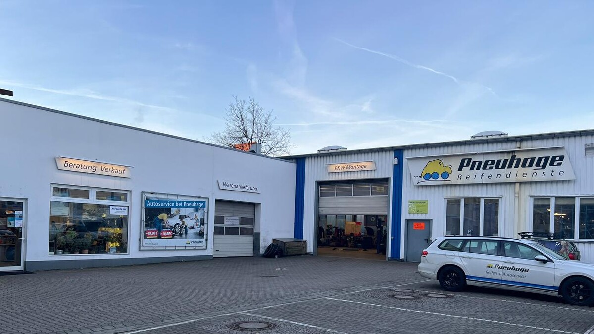Bilder Pneuhage Reifen und Autoservice