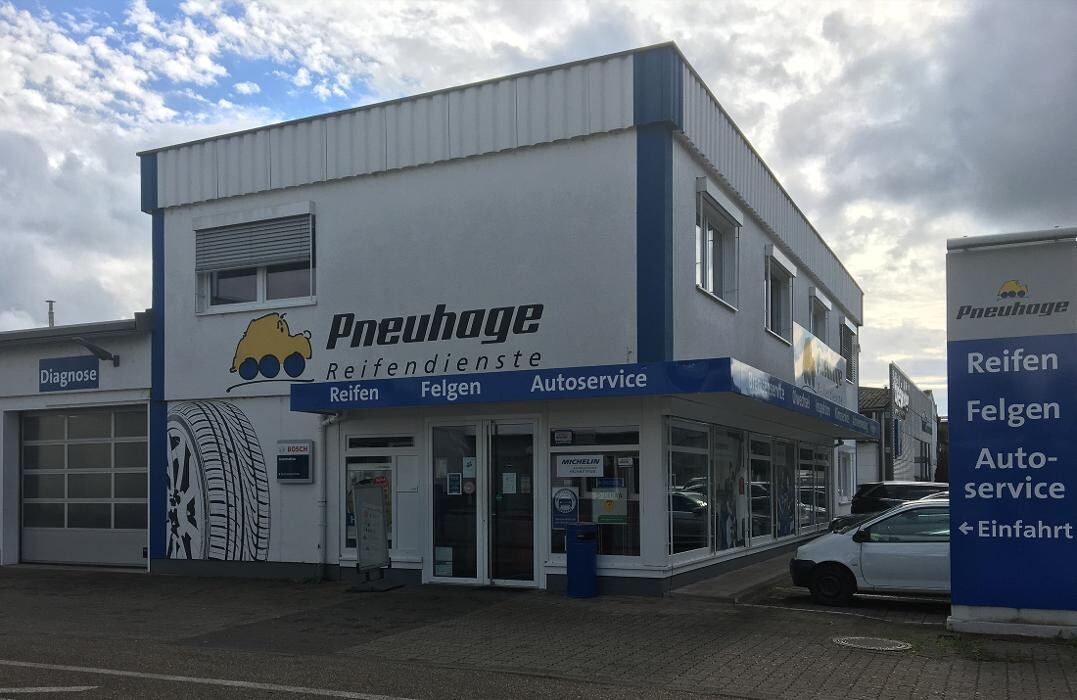 Bilder Pneuhage Reifen und Autoservice