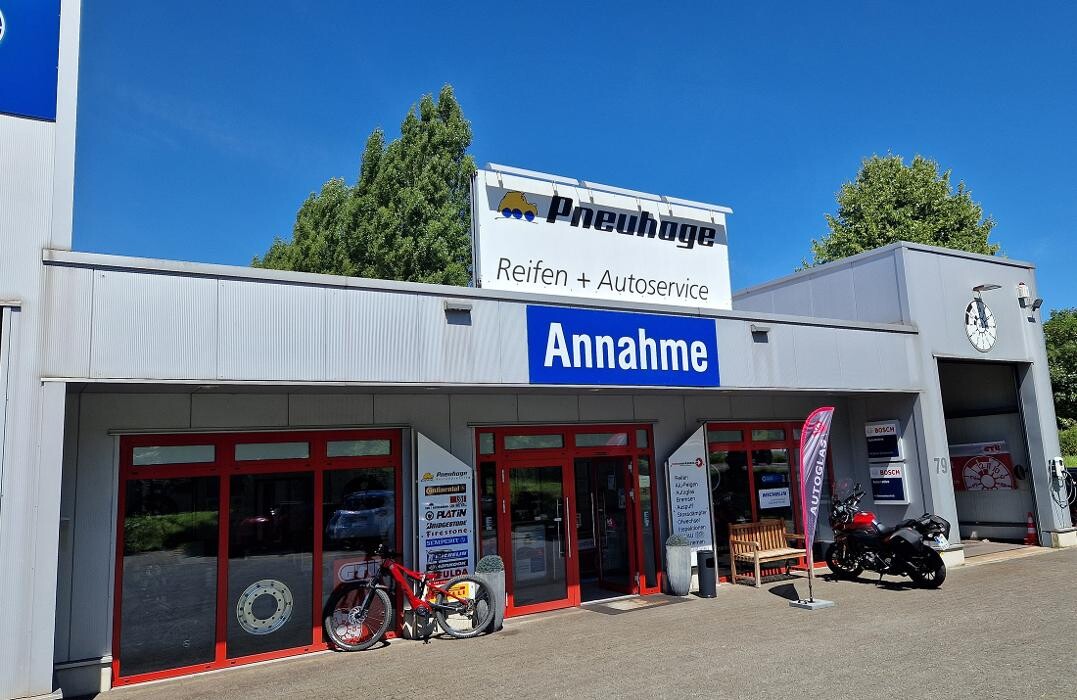 Bilder Pneuhage Reifen und Autoservice