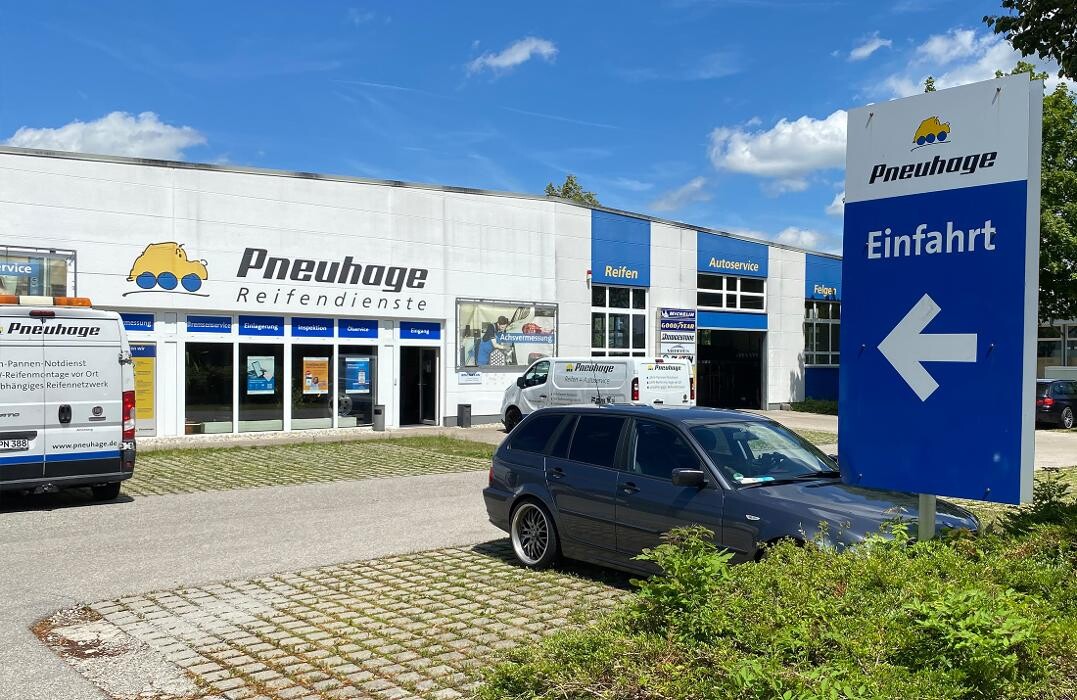 Bilder Pneuhage Reifen und Autoservice