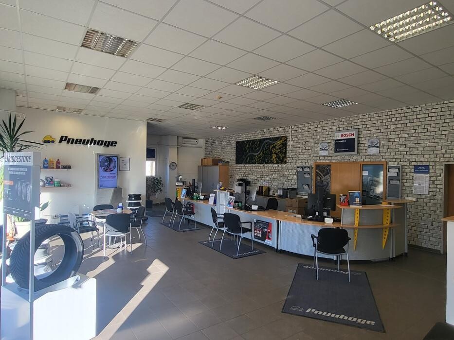 Bilder Pneuhage Reifen und Autoservice