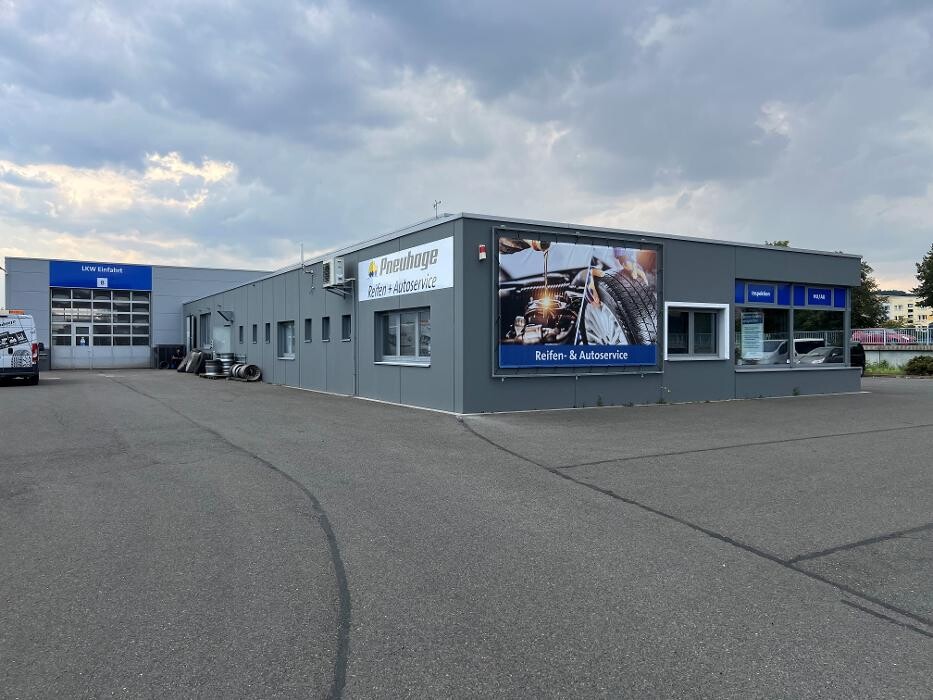 Bilder Pneuhage Reifen und Autoservice