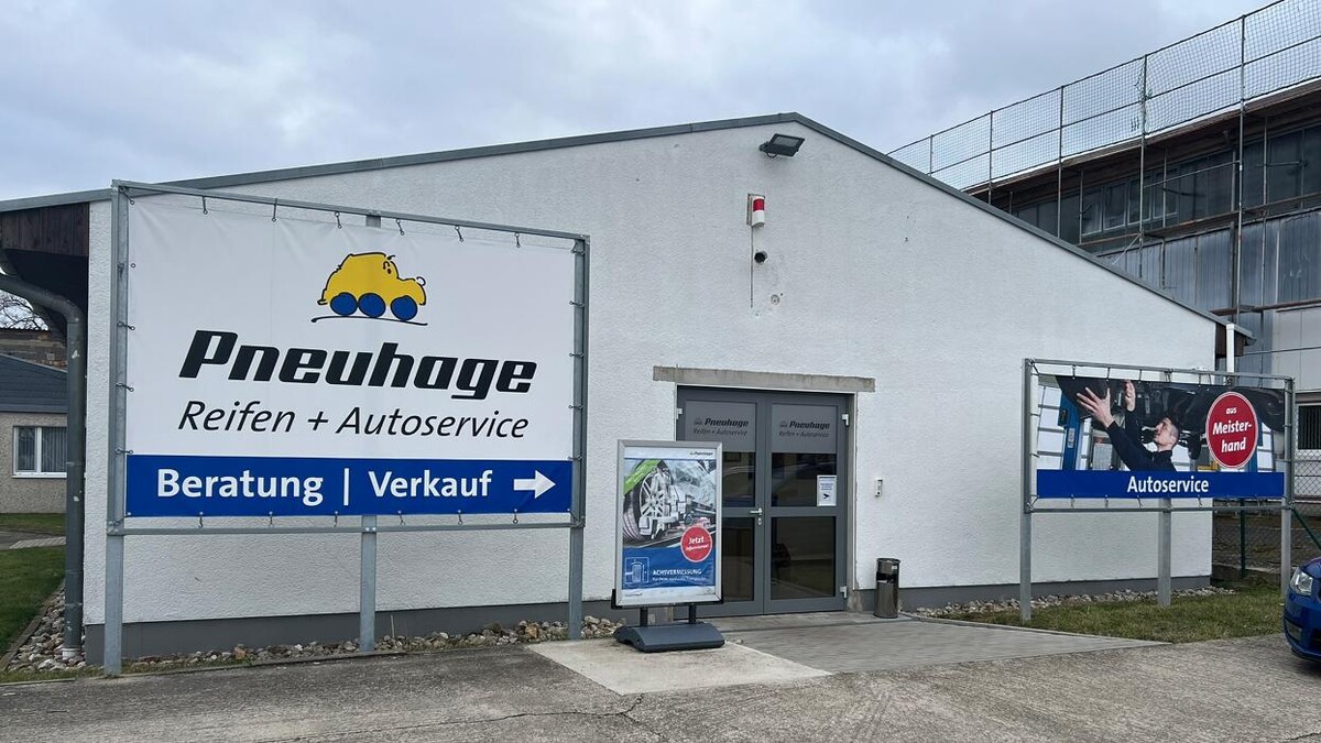 Bilder Pneuhage Reifen und Autoservice