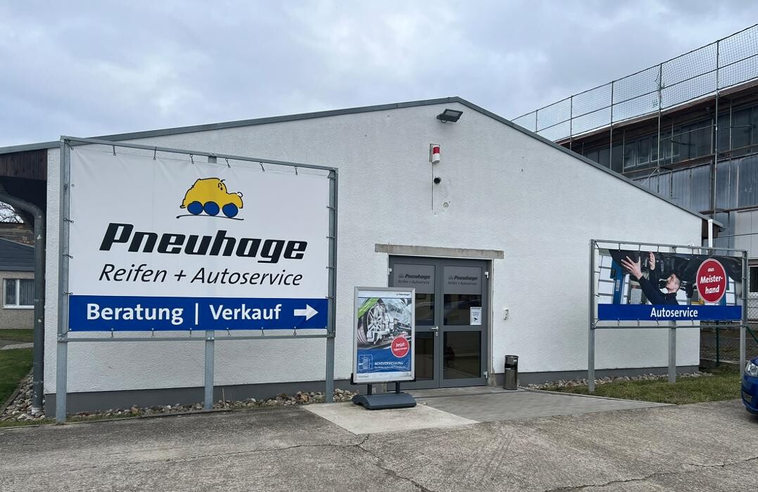 Bilder Pneuhage Reifen und Autoservice