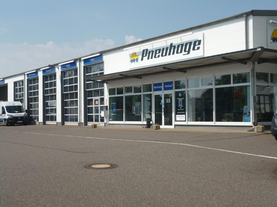 Bilder Pneuhage Reifen und Autoservice