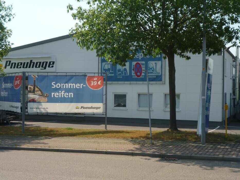 Bilder Pneuhage Reifen und Autoservice