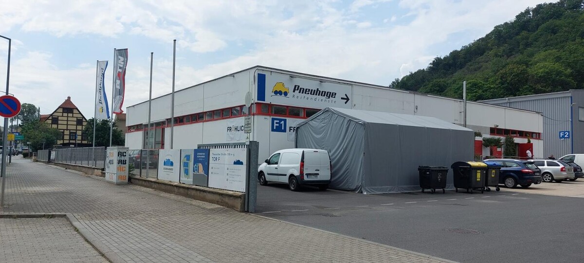 Bilder Pneuhage Reifen und Autoservice
