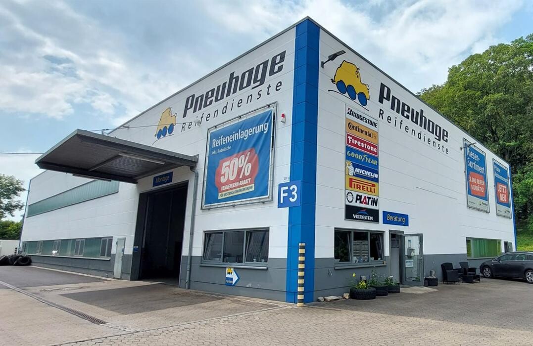 Bilder Pneuhage Reifen und Autoservice