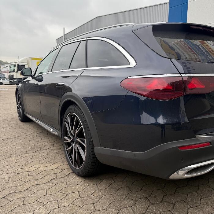 Bilder Pneuhage Reifen und Autoservice