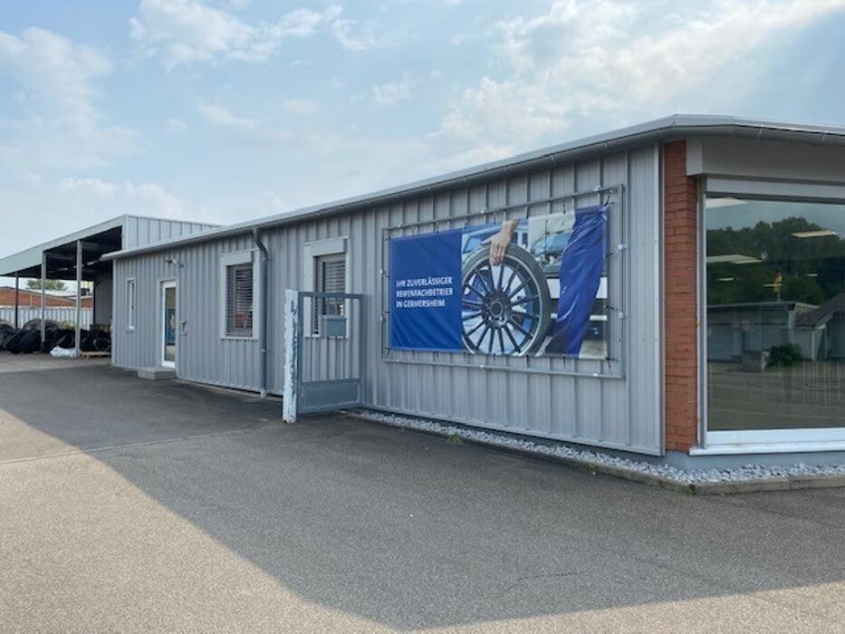 Bilder Pneuhage Reifen und Autoservice