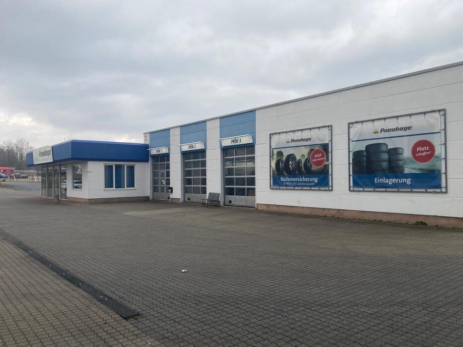 Bilder Pneuhage Reifen und Autoservice