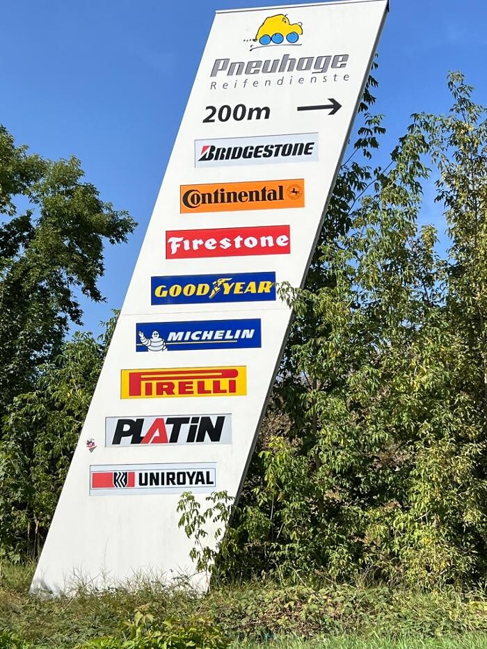 Bilder Pneuhage Reifen und Autoservice