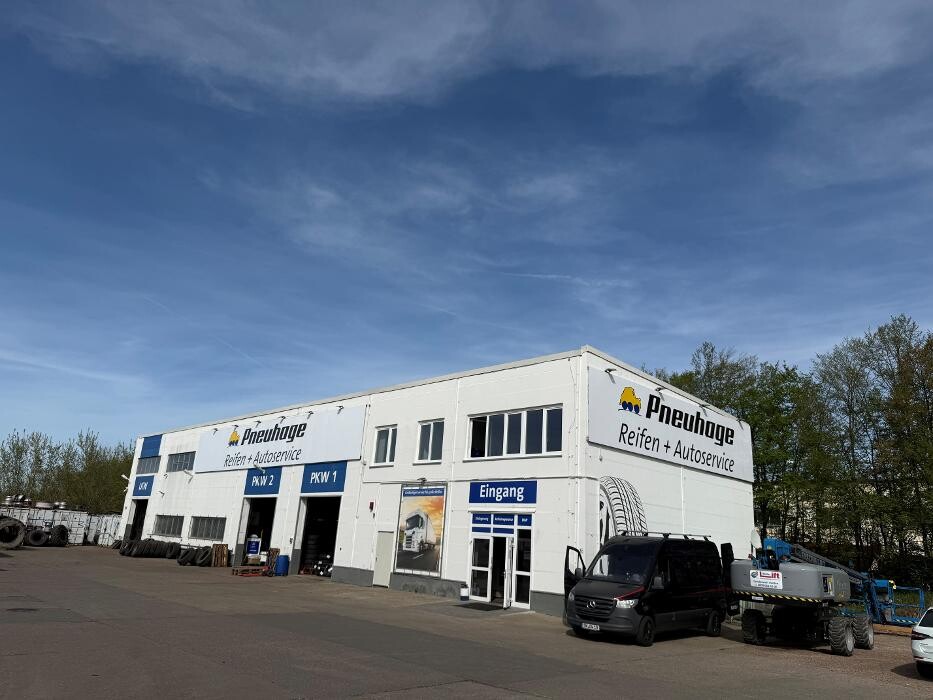 Bilder Pneuhage Reifen und Autoservice