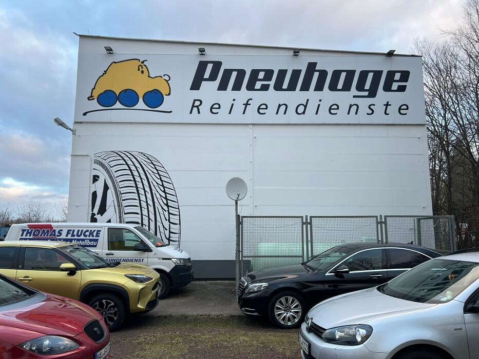 Bilder Pneuhage Reifen und Autoservice