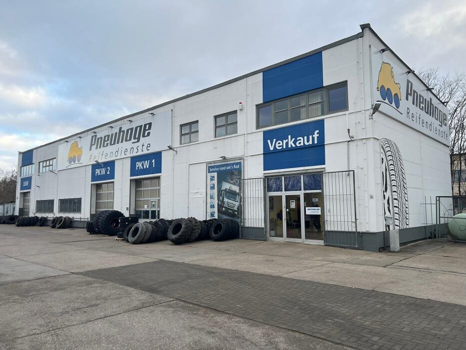 Bilder Pneuhage Reifen und Autoservice