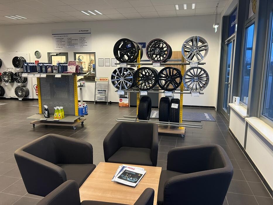 Bilder Pneuhage Reifen und Autoservice
