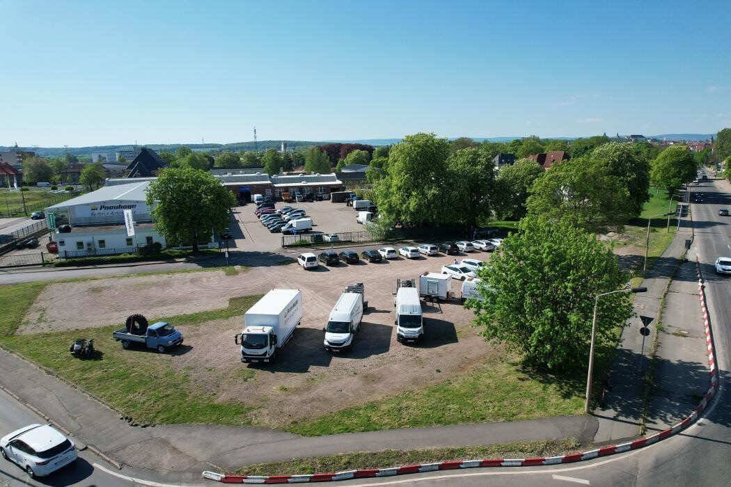 Bilder Pneuhage Reifen und Autoservice