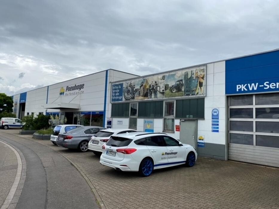 Bilder Pneuhage Reifen und Autoservice