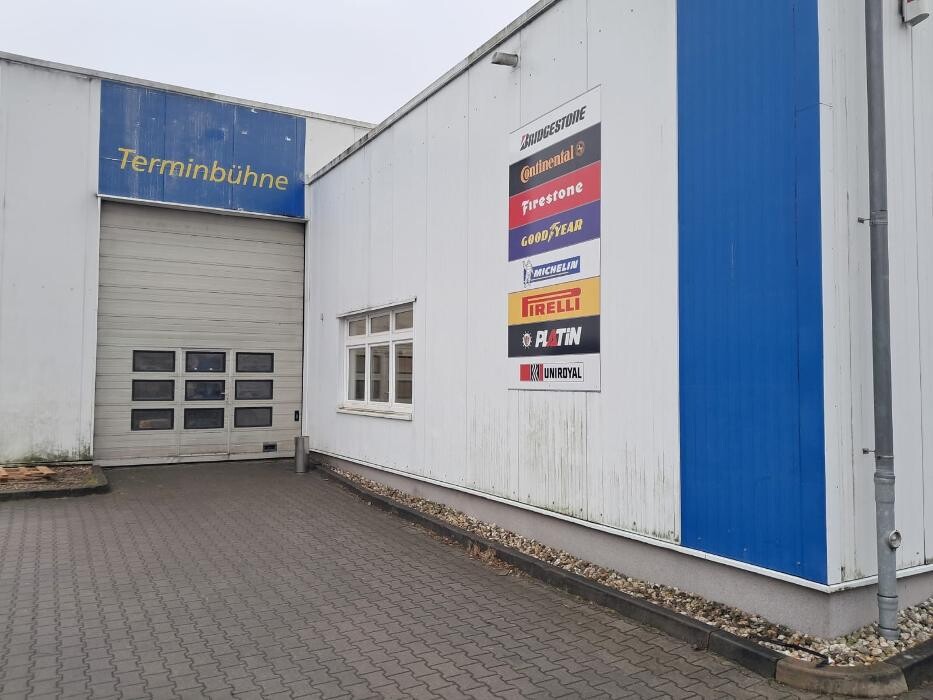 Bilder Pneuhage Reifen und Autoservice