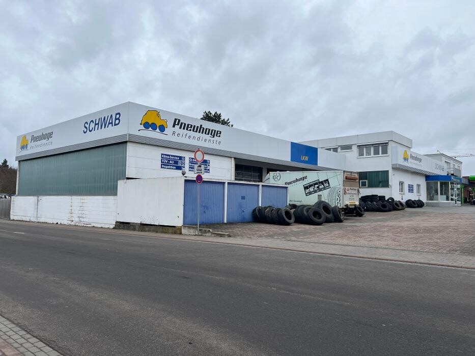 Bilder Pneuhage Reifen und Autoservice