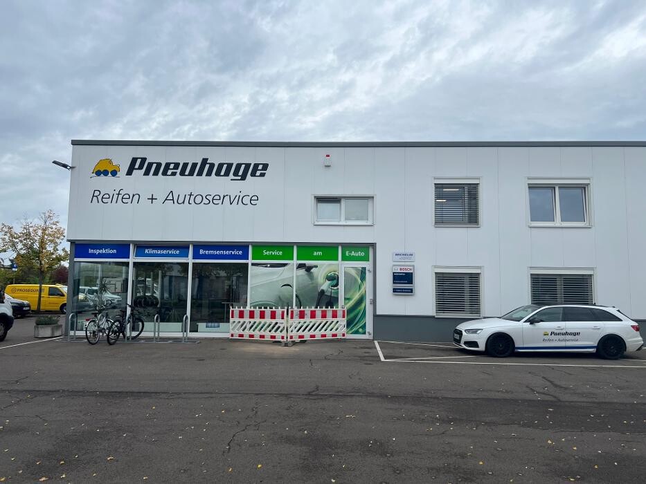 Bilder Pneuhage Reifen und Autoservice