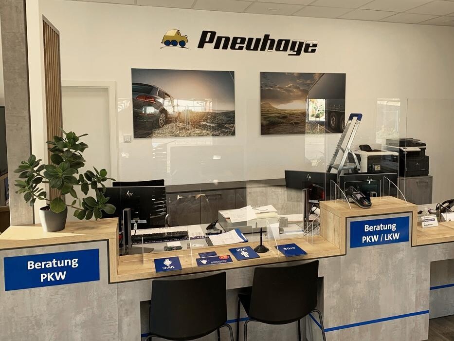 Bilder Pneuhage Reifen und Autoservice
