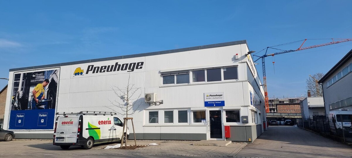 Bilder Pneuhage Reifen und Autoservice