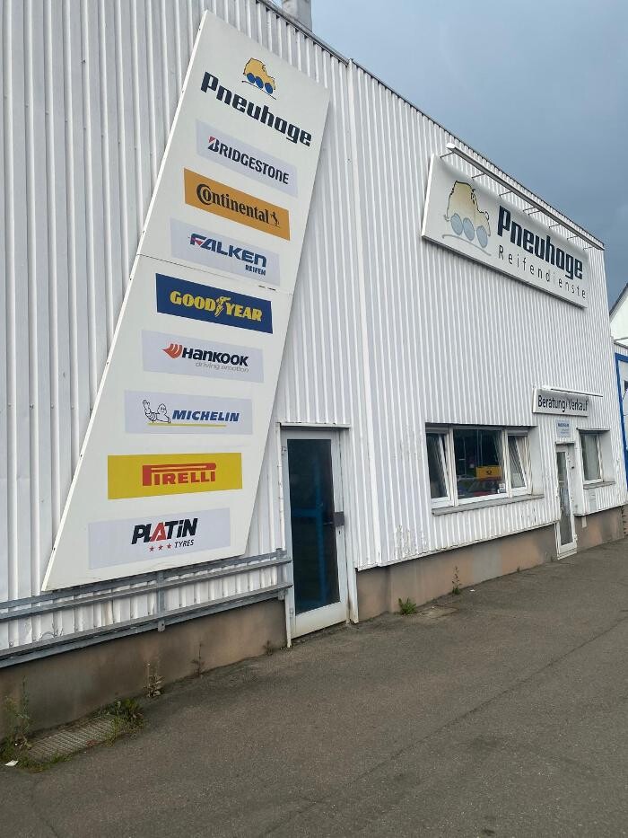 Bilder Pneuhage Reifen und Autoservice