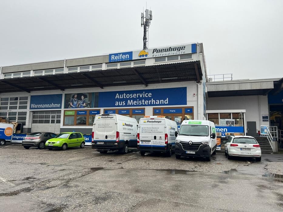 Bilder Pneuhage Reifen und Autoservice