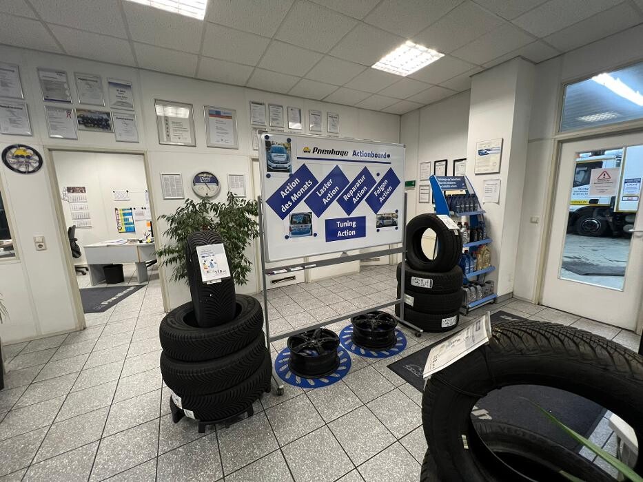 Bilder Pneuhage Reifen und Autoservice
