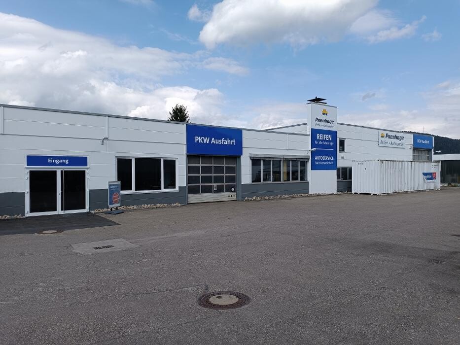 Bilder Pneuhage Reifen und Autoservice