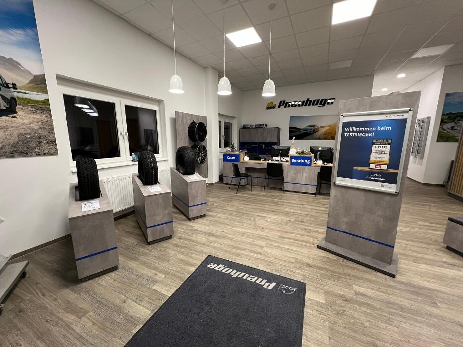 Bilder Pneuhage Reifen und Autoservice