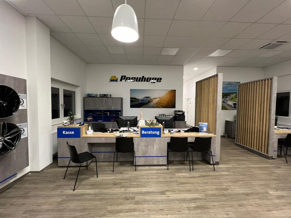Bilder Pneuhage Reifen und Autoservice
