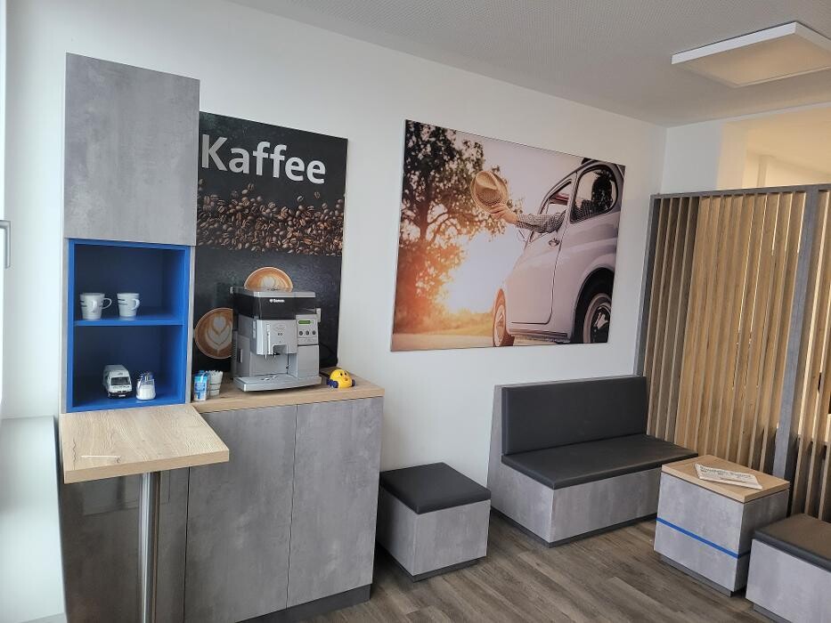 Bilder Pneuhage Reifen und Autoservice