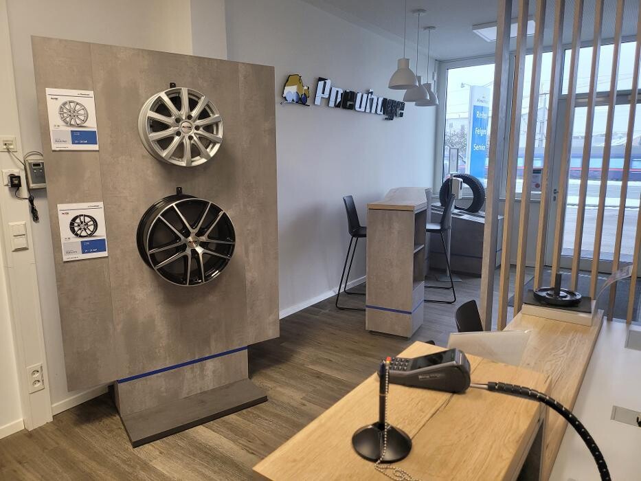 Bilder Pneuhage Reifen und Autoservice