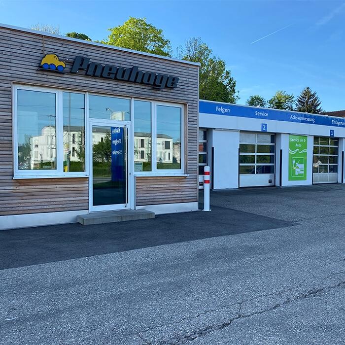 Bilder Pneuhage Reifen und Autoservice