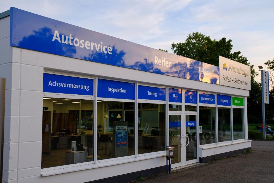 Bilder Pneuhage Reifen und Autoservice