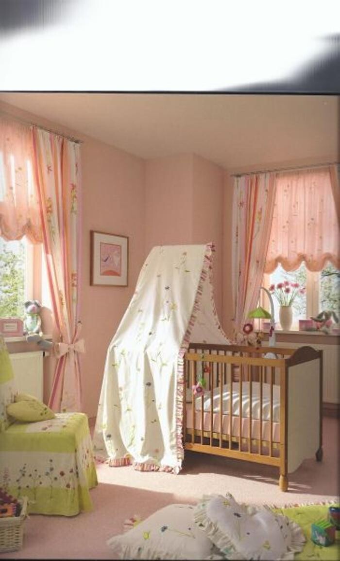 Bilder FENSTERKLEIDER + MOEBELANZUEGE Gardinen Vorhänge