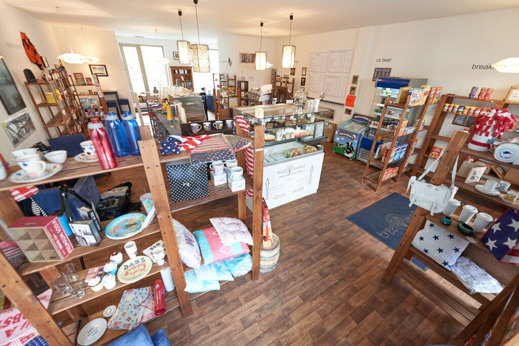 Bilder treemans store, bakery and coffee