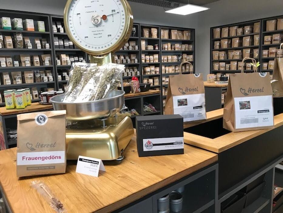 Bilder HERZEL Gewürz - Kräuter - Teespezialitäten e.K.